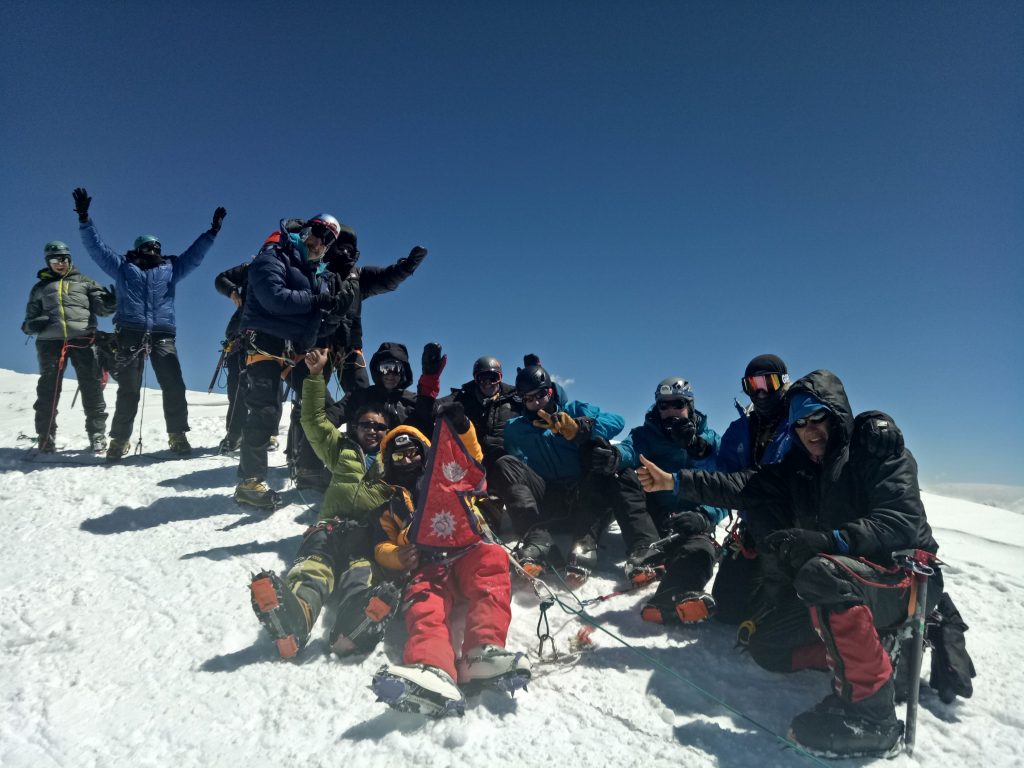 Mera peak (88)