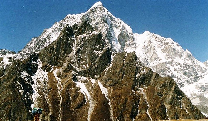 Lobuche east peak climbing 1