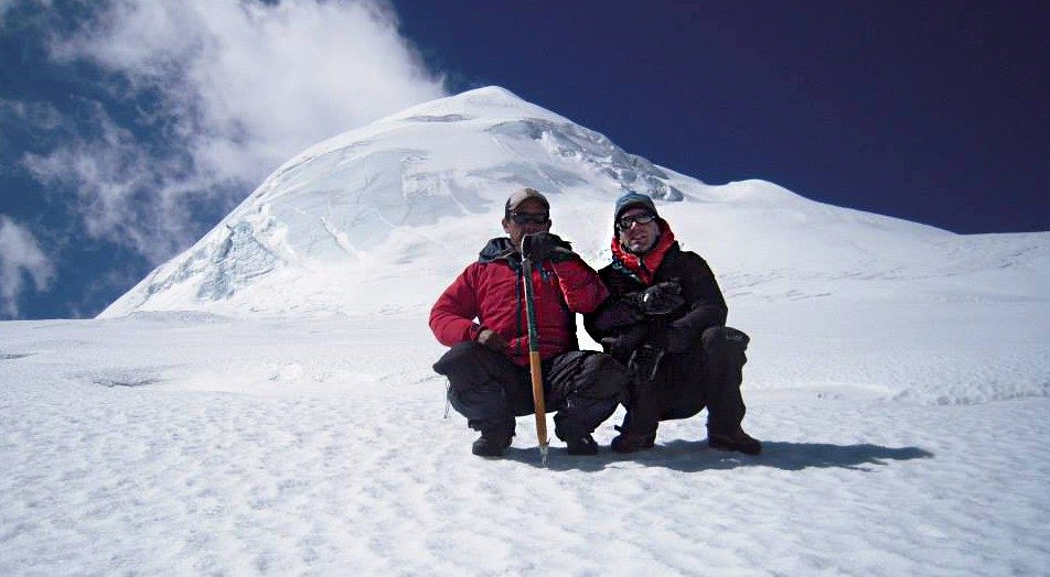 Lobuche east peak climbing 2