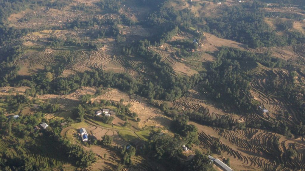 Makalu base camp and serpani col amphu lapsha passs 9