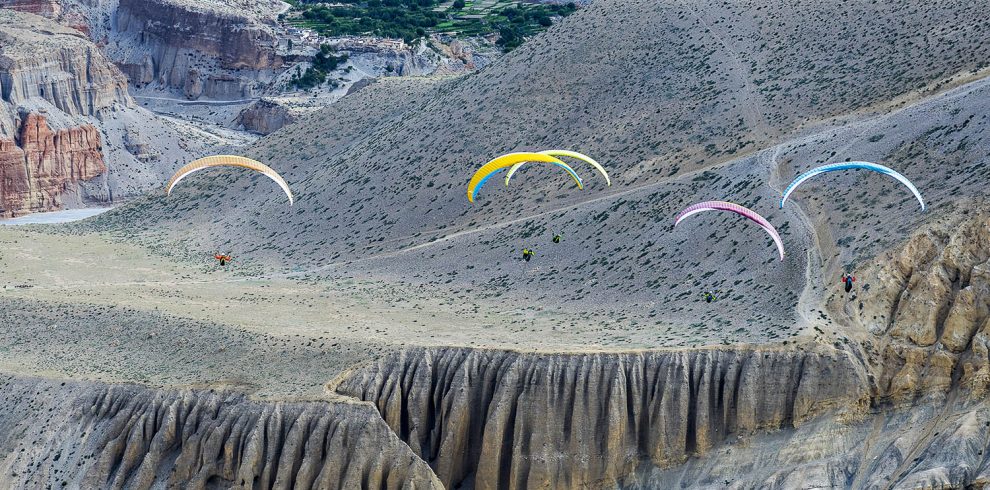 Paragliding (1)