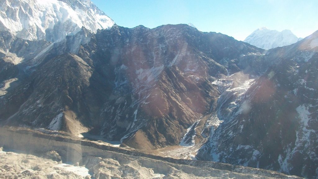 Mount everest helicopter tour 2 1024x576