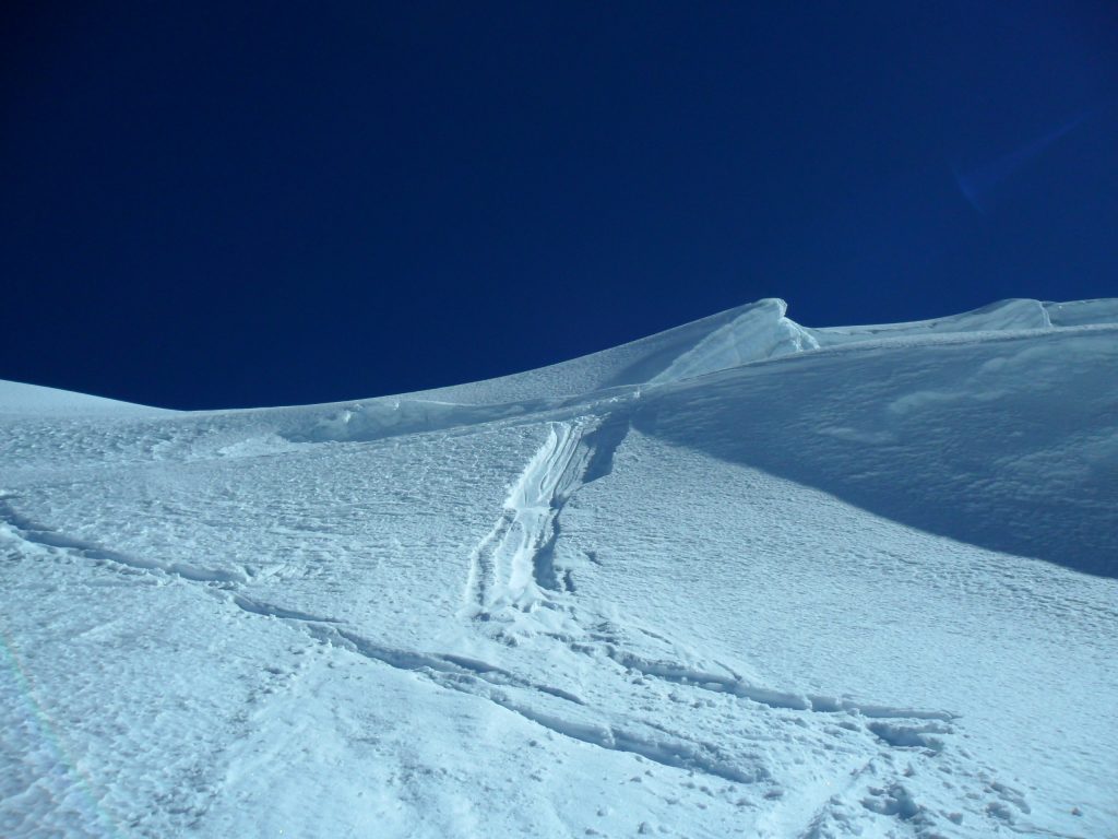 Larke peak (202)