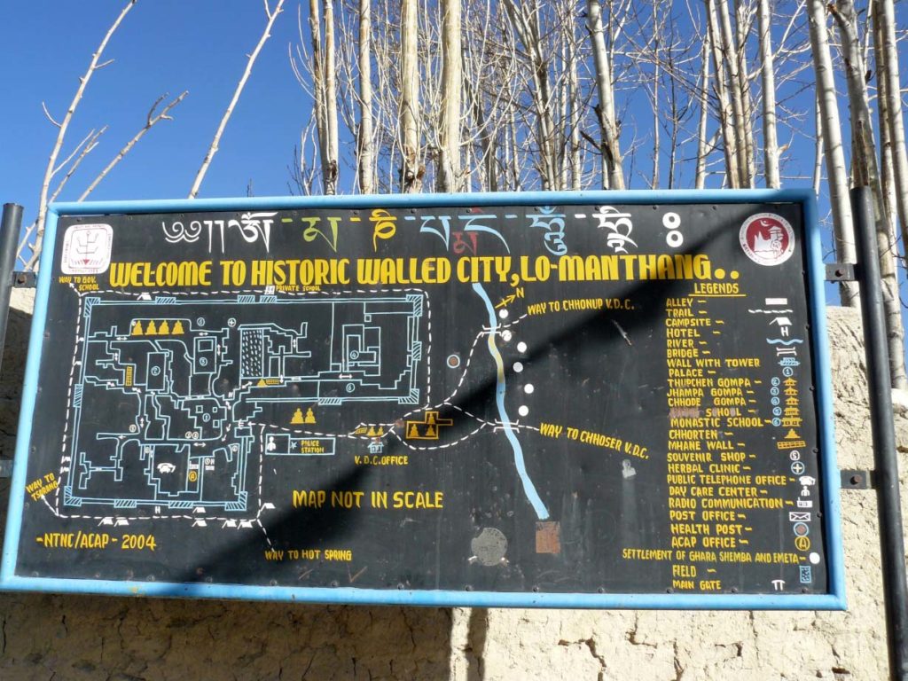 Upper mustang trek in helicopter fly out (11)