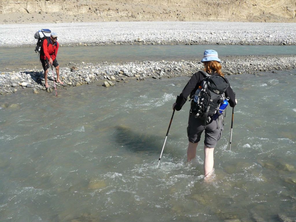 Upper mustang trek in helicopter fly out (2)