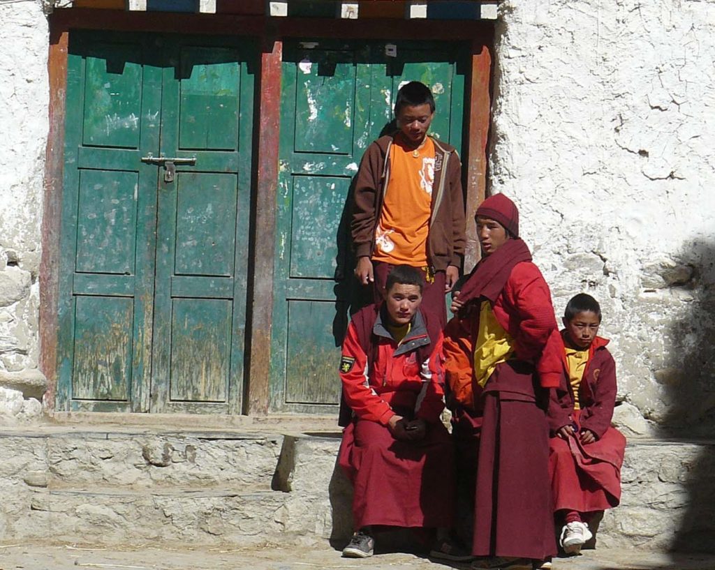 Upper mustang trek in helicopter fly out (20)