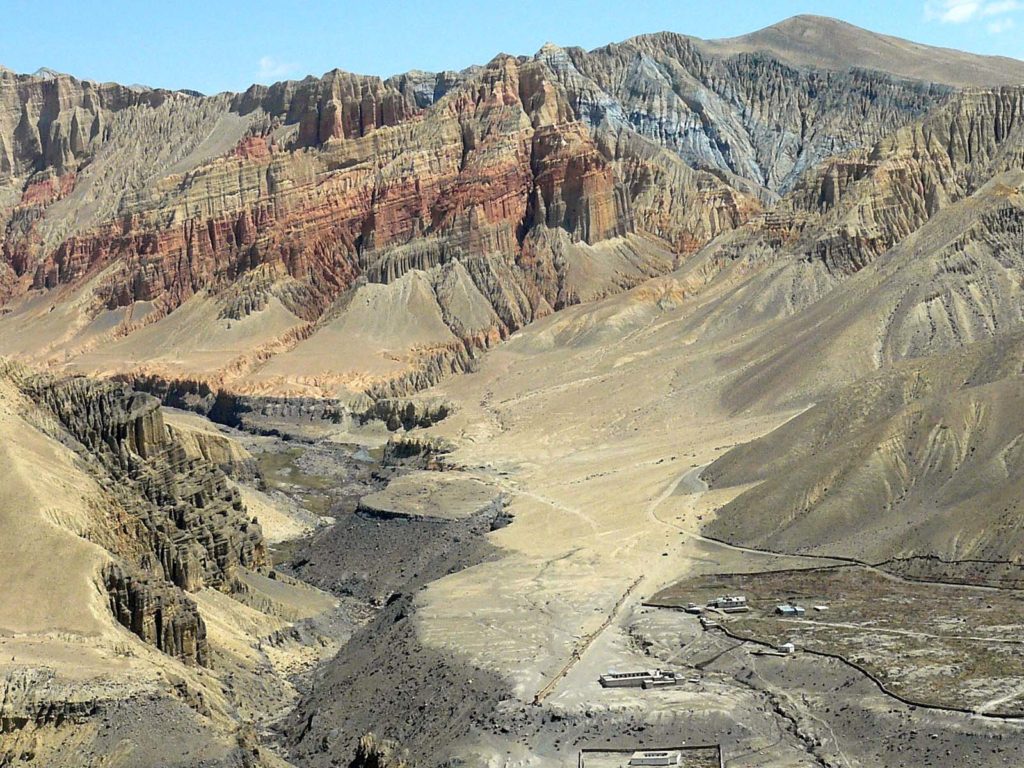 Upper mustang trek in helicopter fly out (6)