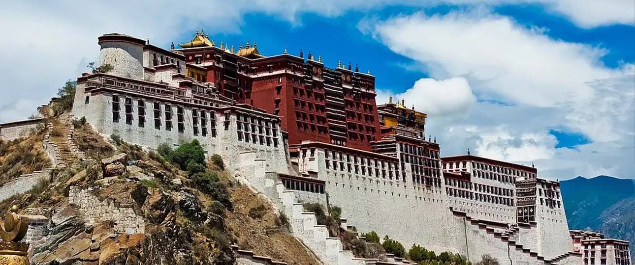 Tibet is open from Nepal